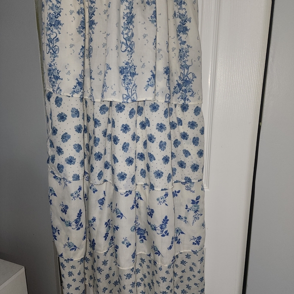 Crystal Doll White and Blue Floral Tiered Sundress Easter Spring Summer - Picture 4 of 7